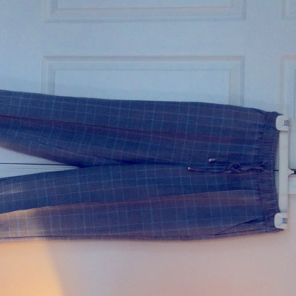 Ladies pants